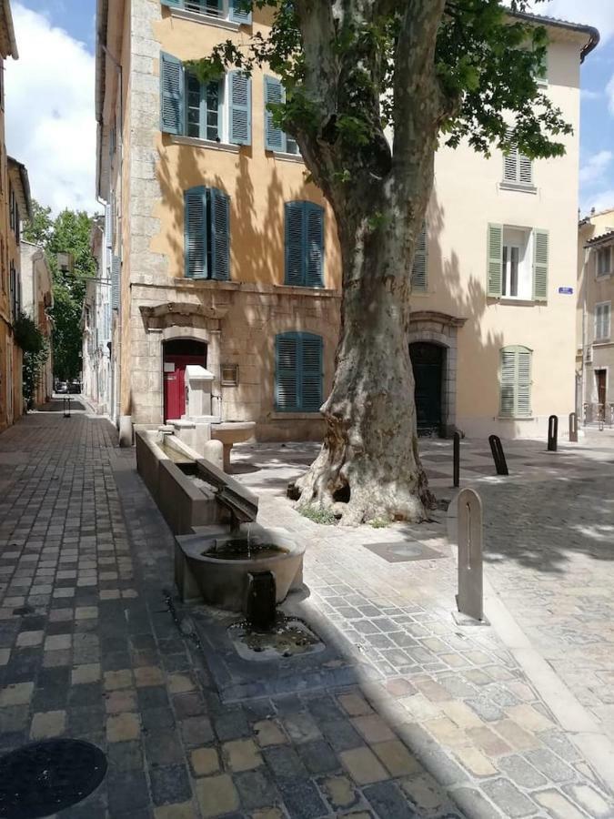 Charmant T2 Dans Le Vieux Centre De La Valette Du Var Appartement Buitenkant foto